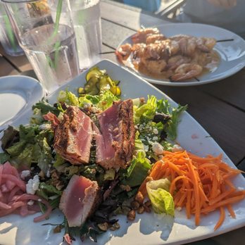 Cobalt - Ahi tuna salad - Seafood Near Me - Orange Beach, Alabama Cobalt - Ahi tuna salad - Seafood Near Me - Orange Beach, Alabama