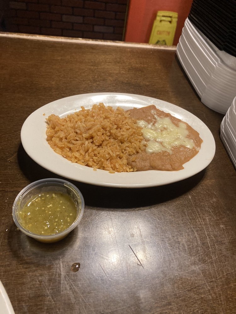 Cancun's Mexican Grill Image