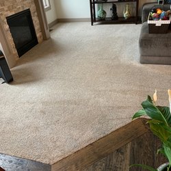 Classic Carpet Cleaning - Living room