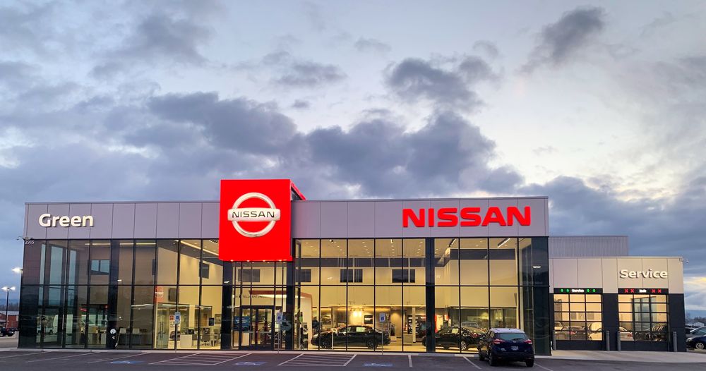 CLARK NISSAN Updated August 2024 19 Photos & 33 Reviews 2915 US