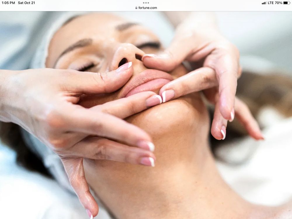 Re-Visions Clinical Skincare Logo