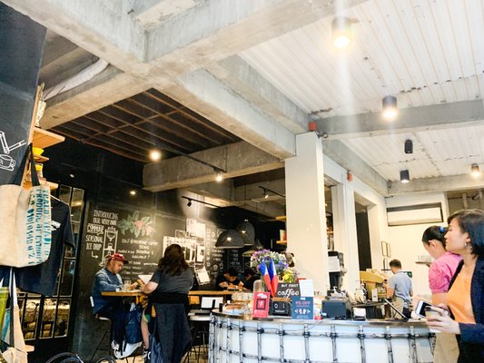 Commune Café + Bar + Roastery by null