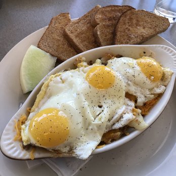 Mamas Kitchen - Steak skillet with 3 sunny side up eggs - Breakfast & Brunch Near Me - Tampa, Florida Mamas Kitchen - Steak skillet with 3 sunny side up eggs - Breakfast & Brunch Near Me - Tampa, Florida