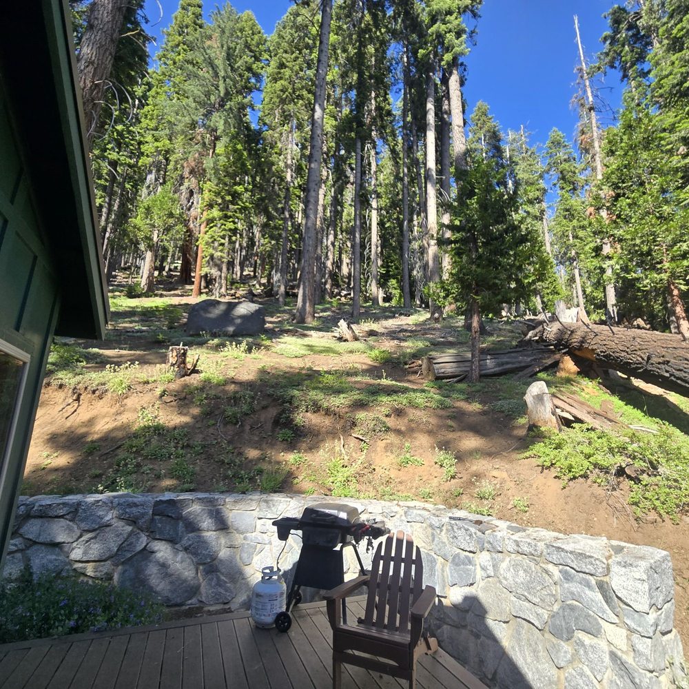 Silver City Mountain Resort - Franklin Pass Cabin Deck - Resorts Near Me - Three Rivers, California Silver City Mountain Resort - Franklin Pass Cabin Deck - Resorts Near Me - Three Rivers, California
