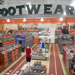 DICK'S Sporting Goods