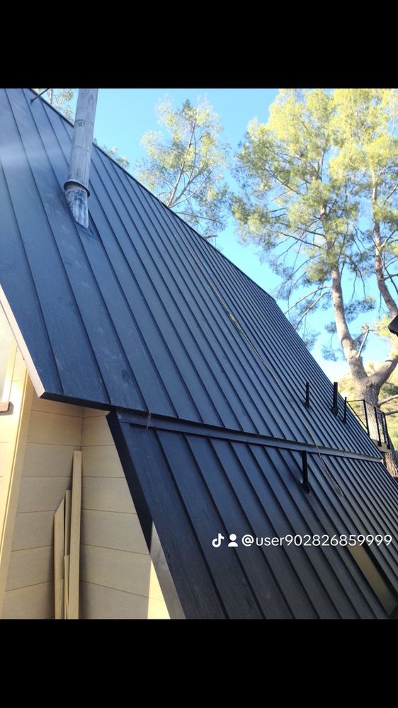 Slide of Geo' Metal And Gutters