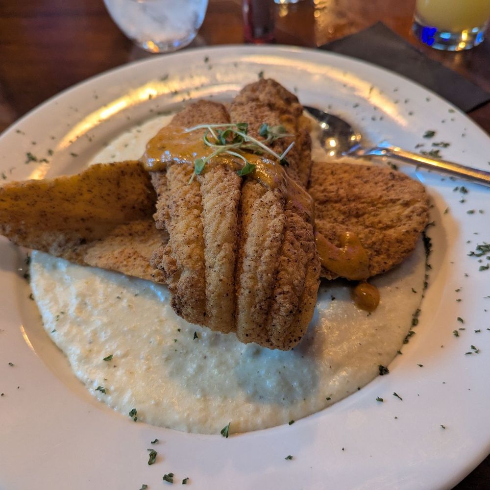 Tryst Kitchen + Cocktails - Cajun/Creole Near Me - San Antonio, Texas