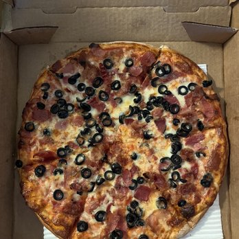 Mik's Pizza - Medium pizza with bacon and black olives - Pizza Near Me - Oxnard, California Mik's Pizza - Medium pizza with bacon and black olives - Pizza Near Me - Oxnard, California