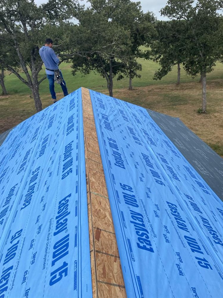 Slide of Bbenitez Roofing