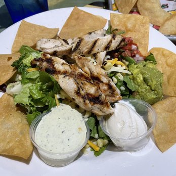 Blue Giraffe Restaurant - Chicken Taco Salad - Seafood Near Me - Sanibel, Florida
