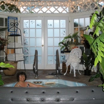 Mill Rose Inn - Mill Rose Inn, Half Moon Bay - hot tub gazebo - Hotels Near Me - Half Moon Bay, California