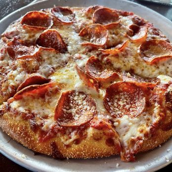 The Star on Park - One topping happy hour pizza!!! But the Italian combo is my favvv but this also hit the spot!!! - Pizza Near Me - Alameda, California The Star on Park - One topping happy hour pizza!!! But the Italian combo is my favvv but this also hit the spot!!! - Pizza Near Me - Alameda, California