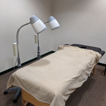ID Acupuncture - Treating Room 2 - Acupuncture Near Me - San Leandro, California
