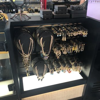Palhas da Terra - Jewelry Near Me - Bayeux, PB