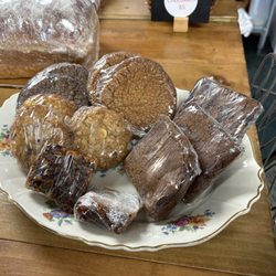 Baked goods for grab and go