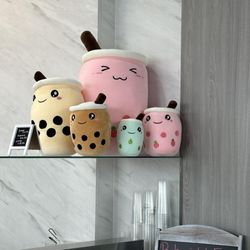 Vida Boba Cafe - Adorable boba plushies