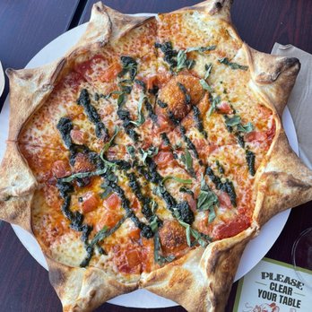 Long Beach Beer Lab - Margarita pizza - Breweries Near Me - Long Beach, California Long Beach Beer Lab - Margarita pizza - Breweries Near Me - Long Beach, California