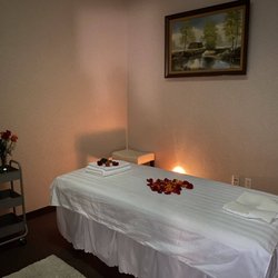 La Luna Massage
