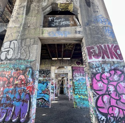 Graffiti Pier by null