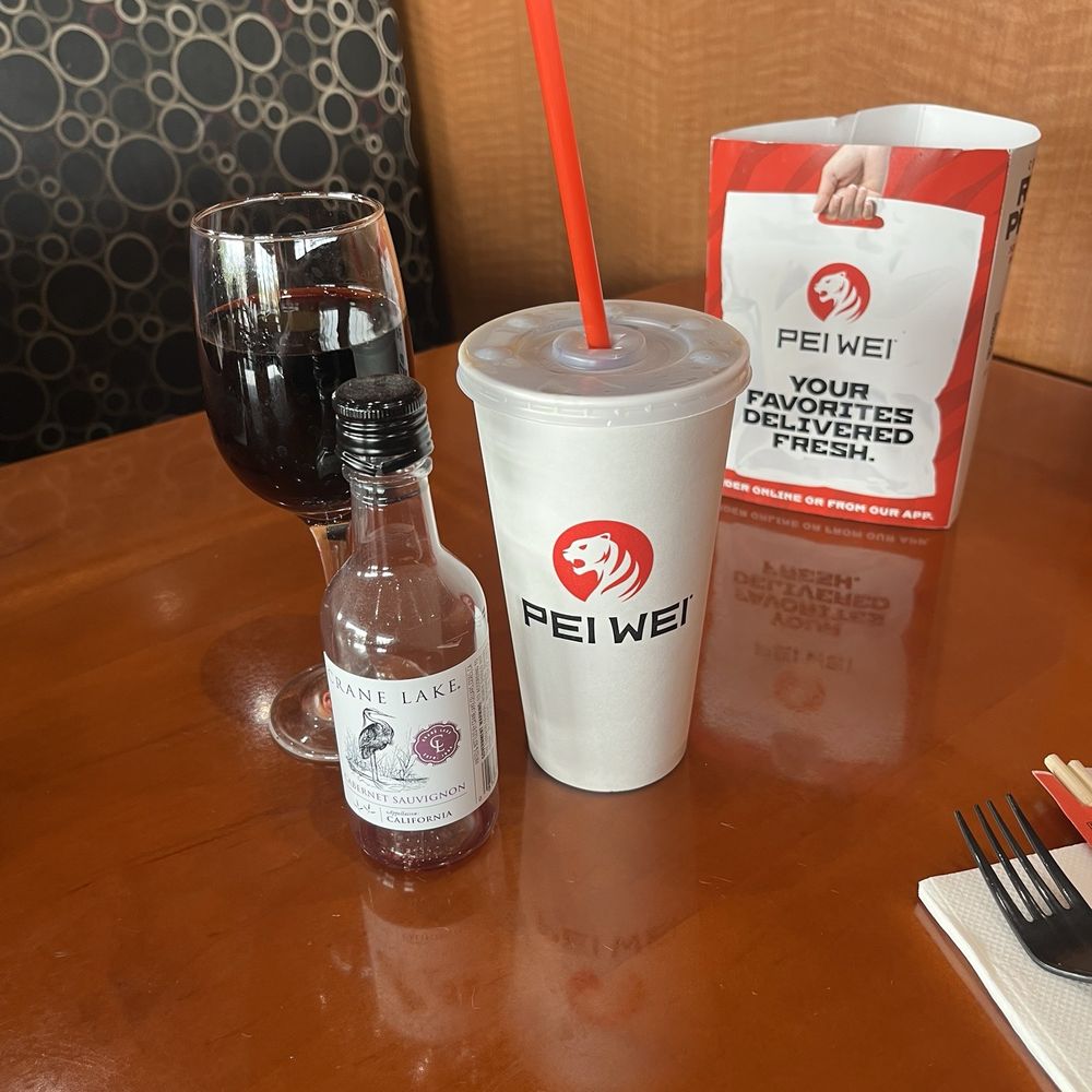 Pei Wei Asian Kitchen - Wine and ice tea - Asian Fusion Near Me - Tustin, California