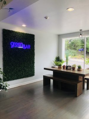 Green Bar by null