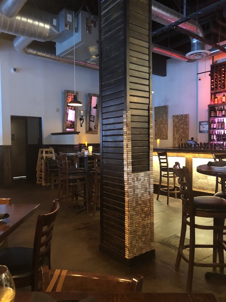 Spazzio's Italian Cantina