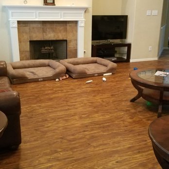 5 Star Floors - a living room - Flooring Near Me - Pearland, Texas 5 Star Floors - a living room - Flooring Near Me - Pearland, Texas
