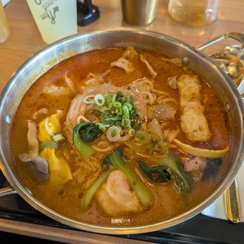 Big Way Hot Pot - Chinese Near Me - New Westminster, British Columbia