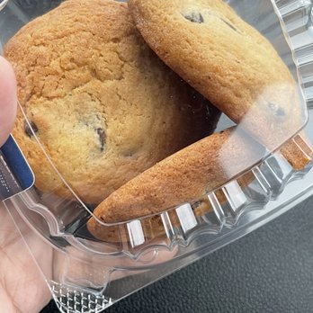 Fly Me To The Moon - Desserts Near Me - Flushing, New York