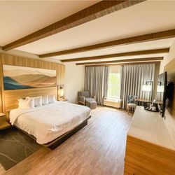 Hampton Inn & Suites Cashiers-Sapphire Valley - Guest room