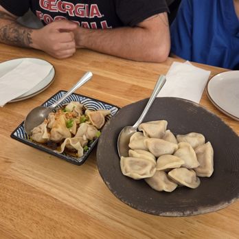 United Dumplings - Rockridge - Korean beef and chili oil Dumplings (left) - Chinese Near Me - Oakland, California United Dumplings - Rockridge - Korean beef and chili oil Dumplings (left) - Chinese Near Me - Oakland, California