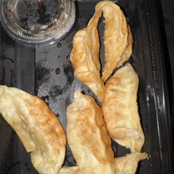 CNS Cafe - 6 Dumplings with sauce
