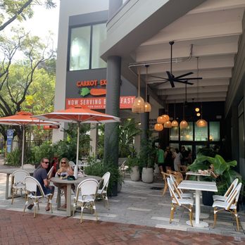 Carrot Express - Front of venue - Salad Near Me - Coconut Grove, Florida