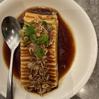 Paradise Dynasty - D6. Chilled Tofu in Soy Sauce Vinaigrette with Crispy Onion 葱香冷豆腐 - Singaporean Near Me - Costa Mesa, California Paradise Dynasty - D6. Chilled Tofu in Soy Sauce Vinaigrette with Crispy Onion 葱香冷豆腐 - Singaporean Near Me - Costa Mesa, California