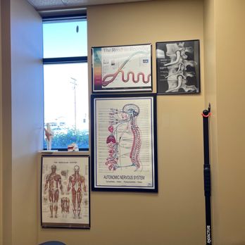 Mendyk Chiropractic - Room where Dr.Lajom treats his patients and does proper adjustments. - Chiropractors Near Me - Moreno Valley, California Mendyk Chiropractic - Room where Dr.Lajom treats his patients and does proper adjustments. - Chiropractors Near Me - Moreno Valley, California