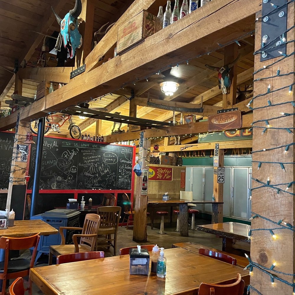 Mad Jack's Mountaintop Barbecue - Cute setup - Barbeque Near Me - Cloudcroft, New Mexico Mad Jack's Mountaintop Barbecue - Cute setup - Barbeque Near Me - Cloudcroft, New Mexico