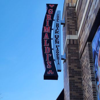 Grimaldi's Pizzeria - Pizza Near Me - Lexington, Kentucky Grimaldi's Pizzeria - Pizza Near Me - Lexington, Kentucky