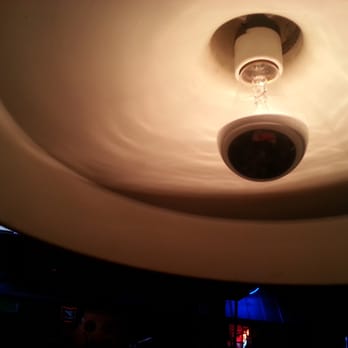 Texas Roadhouse - A light that won't kill you when you eat and try to talk to the group! - Steakhouses Near Me - New Berlin, Wisconsin