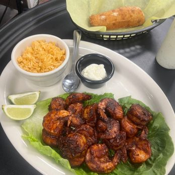 Huevos Rancheros - Camarones a la diabla - Venezuelan Near Me - Lewisville, Texas