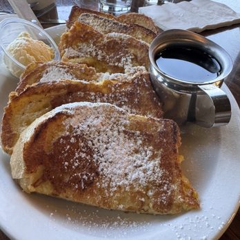 PJ & Co Restaurant & Saloon - French Toast - Breakfast & Brunch Near Me - Reno, Nevada