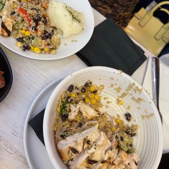 Terravita - Chicken Quinoa Bowl - New American Near Me - Edgewater, New Jersey Terravita - Chicken Quinoa Bowl - New American Near Me - Edgewater, New Jersey