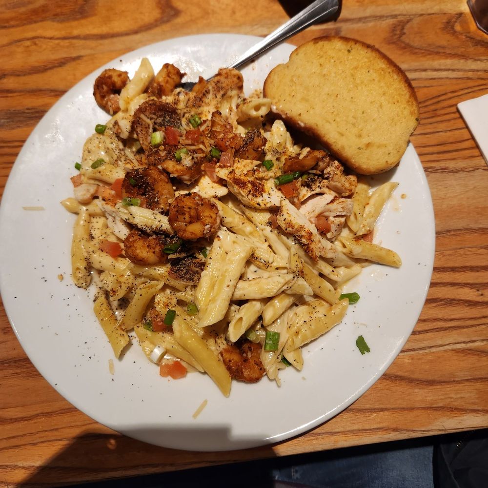 Chili's - Ultimatel Cajun Pasta - American Near Me - Barstow, California