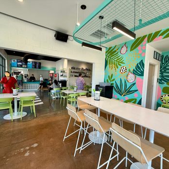 Saigon Hustle | Spring Branch - Interior - Vietnamese Near Me - Houston, Texas Saigon Hustle | Spring Branch - Interior - Vietnamese Near Me - Houston, Texas