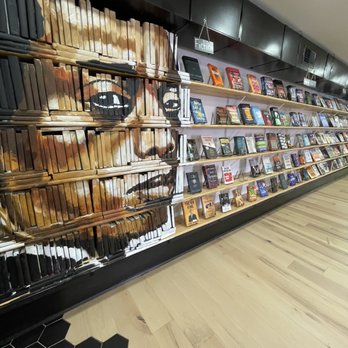 Baldwin & Co. - Bookstores Near Me - New Orleans, Louisiana