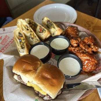 Chili's Grill & Bar - Triple dipper - Tex-Mex Near Me - Honolulu, Hawaii Chili's Grill & Bar - Triple dipper - Tex-Mex Near Me - Honolulu, Hawaii