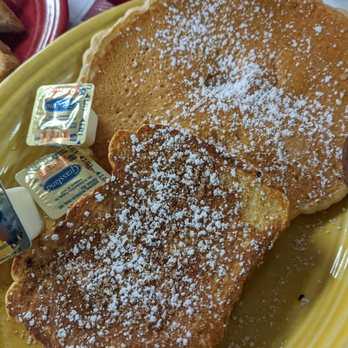That Breakfast Place - French toast and pancake - American Near Me - Windham, Connecticut