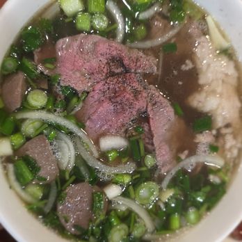 Me Va Con Vietnamese Kitchen - Beef Pho - Vietnamese Near Me - Oakland, California Me Va Con Vietnamese Kitchen - Beef Pho - Vietnamese Near Me - Oakland, California
