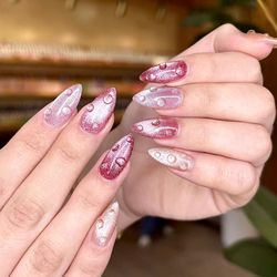 Gloss Nail Spa