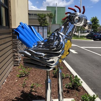 PDQ Chicken - Futuristic chicken at the door - Chicken Shop Near Me - Dania Beach, Florida PDQ Chicken - Futuristic chicken at the door - Chicken Shop Near Me - Dania Beach, Florida