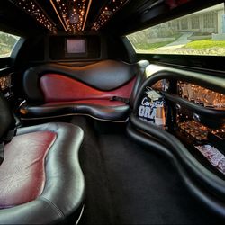 Taylormade1 Limousine - Prom ready
